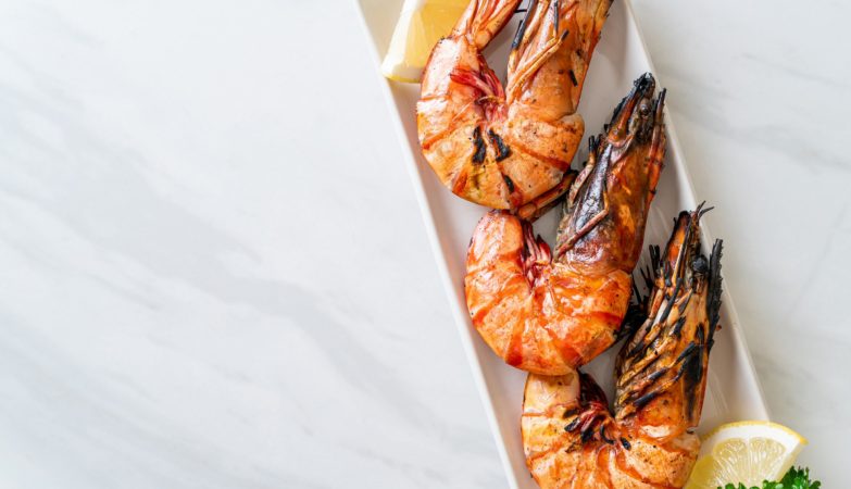 Découvrez les gambas flambées : un plat gourmet healthy à savourer